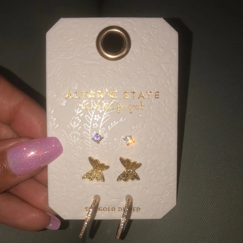 Earrings - Picture 3 of 4